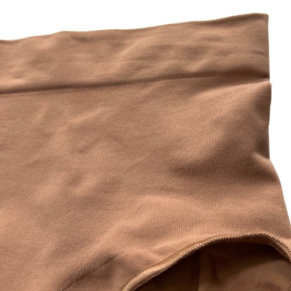 SKIMS Sculpting Mid-Waist Brief NEW Shapewear Sienna‎ Womens S/M - Picture 5 of 12